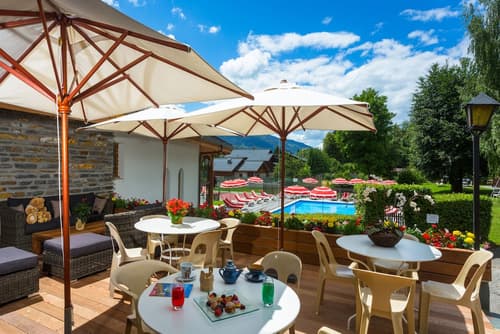 Neige et Roc, The Originals Relais, Terrace/patio