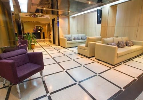 Hotel Francia, Lobby sitting area