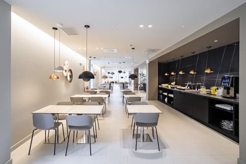 Holiday Inn Express Pamplona by IHG, Breakfast meal