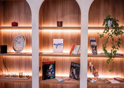 Best Western Plus Au Grand Saint Jean, Lobby