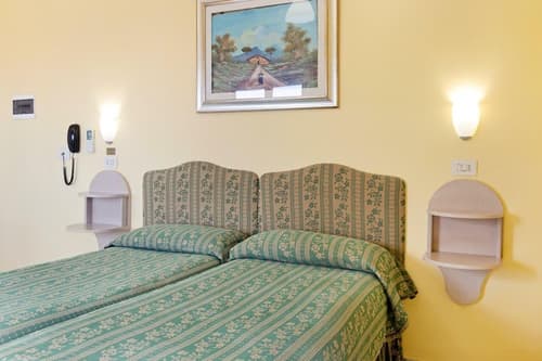 Hotel Carmencita, Room