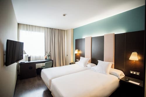 AZZ Pamplona Norte, Room