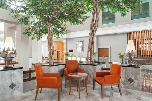 Hyatt Regency Bangkok Suvarnabhumi Airport, Lobby sitting area