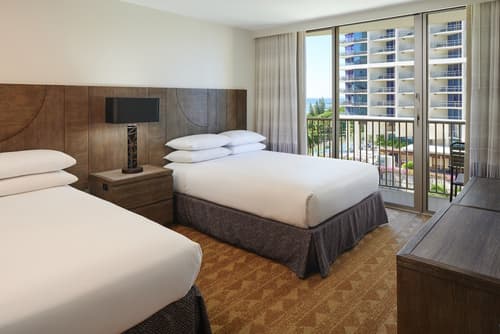 Embassy Suites by Hilton Waikiki Beach Walk, Room