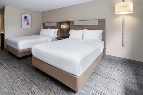 Holiday Inn Express Hotel & Suites Freeport by IHG, Room