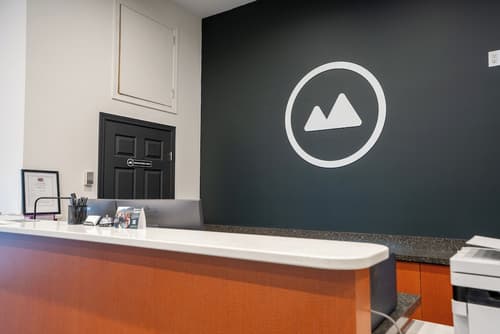 Northwinds Hotel Revelstoke, Lobby