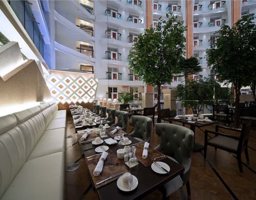 Nanjing Central Hotel, Lobby lounge