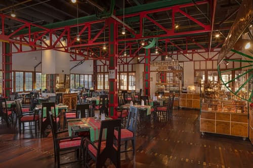 Heritance Tea Factory, Restaurant