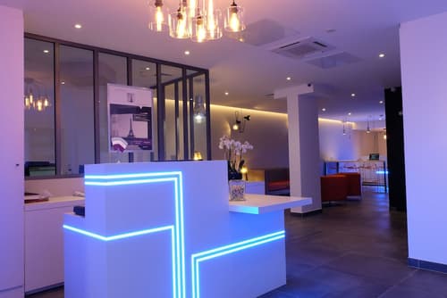 Hotel Mercure Paris Malakoff Parc des Expositions, Interior entrance