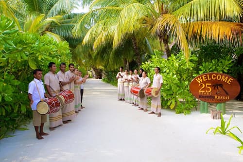 Kuredu Island Resort, Reception