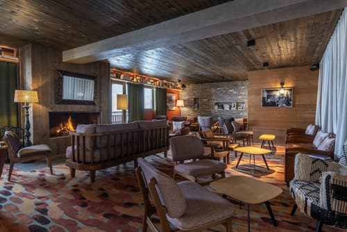 Hotel Kaya, Reception