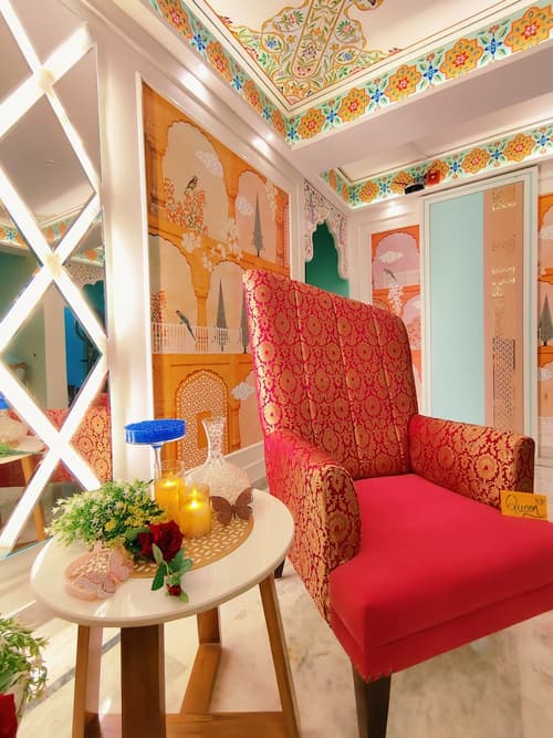 Hotel Sarang Palace, Lobby