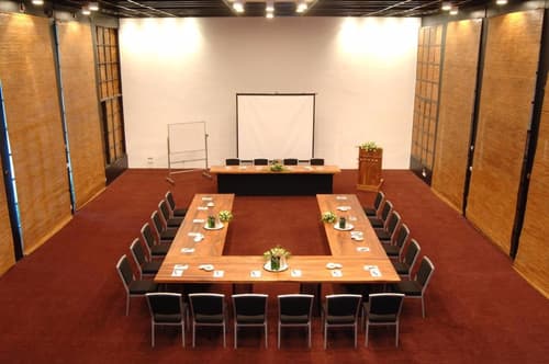 Heritance Ahungalla, Business center