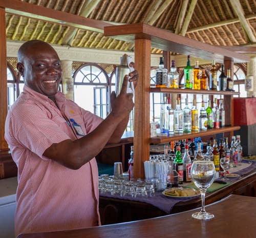 Neptune Paradise Beach Resort & Spa, Poolside bar