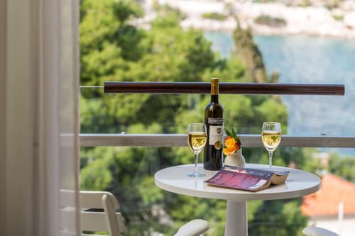 Hotel Uvala, Balcony