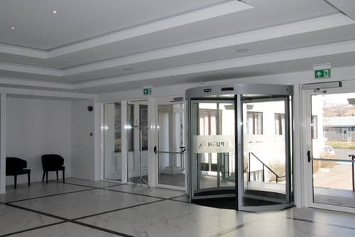 Hotel Örk, Interior entrance