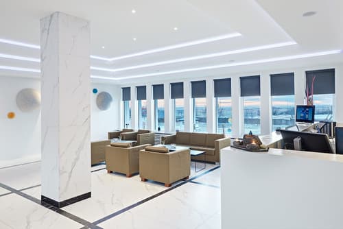 Hotel Örk, Reception