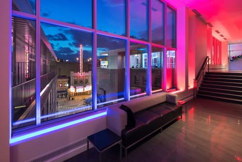 The Chambers Hotel, Lobby sitting area