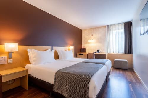 HF Fénix Urban, Room