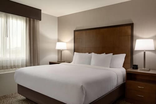 La Quinta Inn & Suites by Wyndham Fairbanks Airport, Room