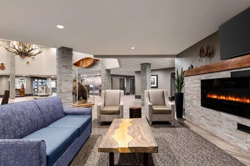 La Quinta Inn & Suites by Wyndham Fairbanks Airport, Lobby