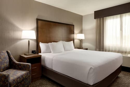 La Quinta Inn & Suites by Wyndham Fairbanks Airport, Room