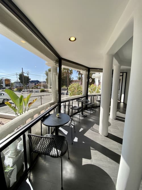 Masterpiece Hotel, Lobby sitting area