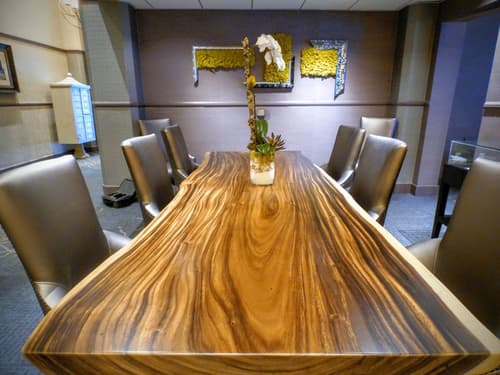 The Sofia Hotel, Lobby sitting area