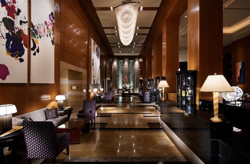 The Ritz-Carlton, Tokyo, Lobby