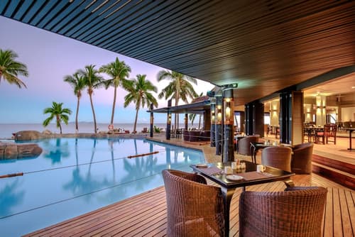 DoubleTree Resort by Hilton Hotel Fiji - Sonaisali Island, Pool