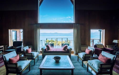 Los Cauquenes Resort + Spa + Experiences, Lobby sitting area