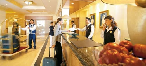 Mövenpick Hotel Doha, Reception