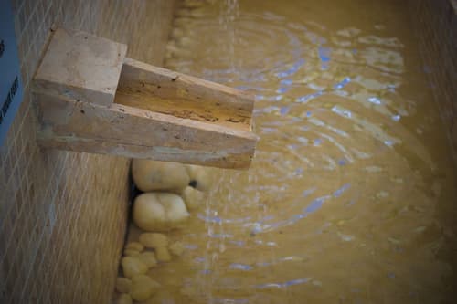 Don Quijote Hotel, Lobby