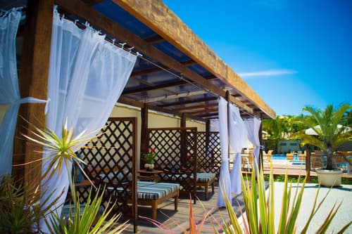 Don Quijote Hotel, Lobby lounge