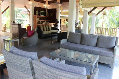 Khao Lak Palm Beach Resort, Lobby sitting area