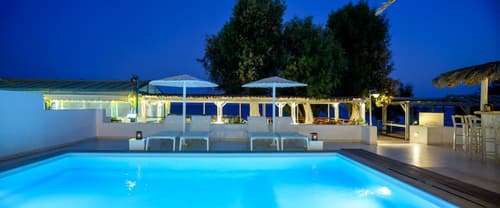 Alesahne Beach, Pool