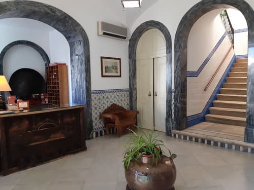 Hotel de Moura, Reception