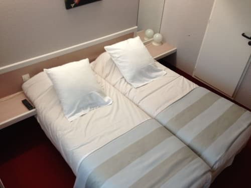 The Originals City, Hôtel Éden, Room