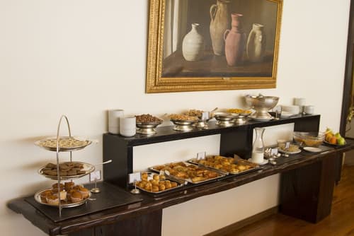 El Casco Art Hotel, Breakfast buffet