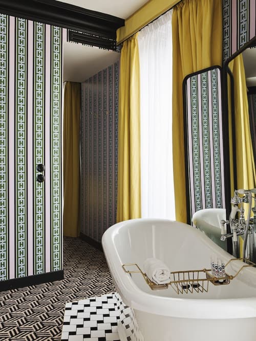 Hôtel Les Deux Gares, Room