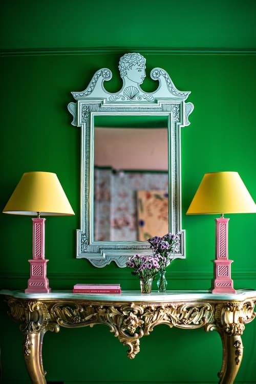 Hôtel Les Deux Gares, Interior entrance