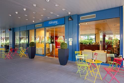 Tuscany Inn, Primary image