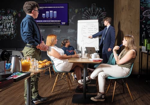 ibis Bordeaux Centre Bastide, Reception