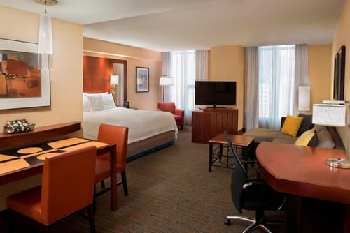 Residence Inn by Marriott Toronto Downtown / Entertainment District, Room