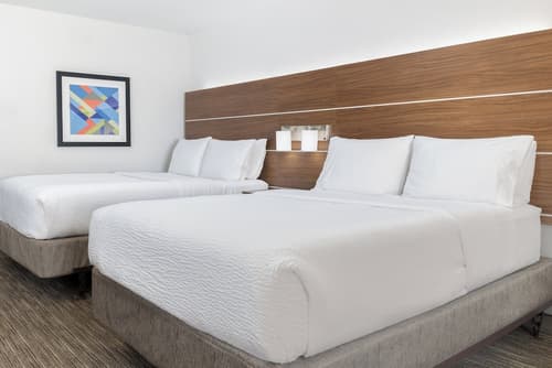 Holiday Inn Express & Suites Las Vegas SW - Spring Valley by IHG, Room