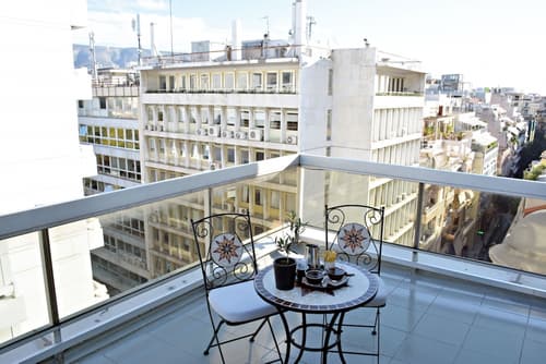 Arethusa, Terrace/patio