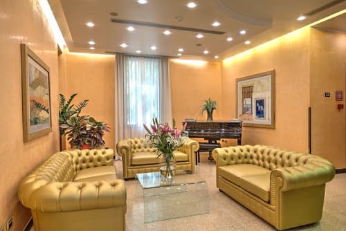 Central Park Hotel Modena, Lobby lounge