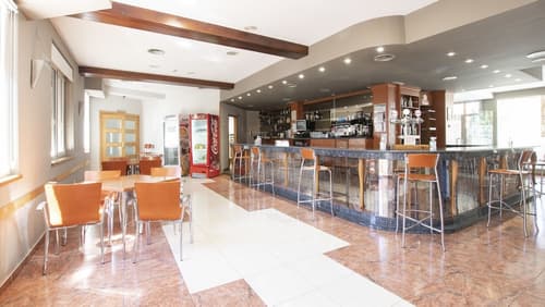 Hotel Isabel de Segura, Coffee shop