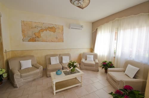 Hotel Gabbiano - Agenzia Isola Rossa, Primary image