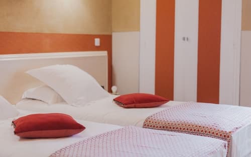 Hôtel Spa Restaurant l'Ostella, Room